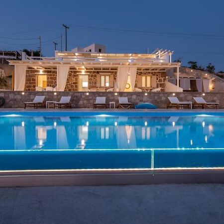 Anemi Suites Adamantas  Bagian luar foto